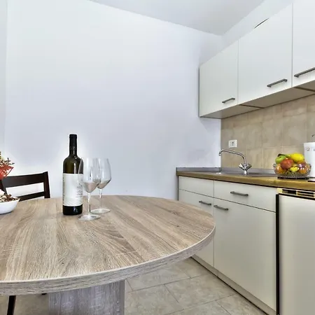 Apartman Anna *
