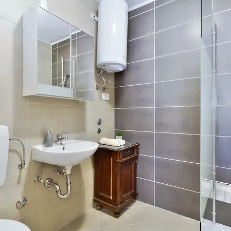 Anna Appartamento Umago